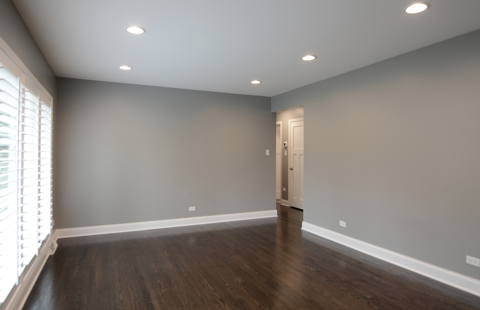 465 W Fremont Avenue, Elmhurst, IL 60126