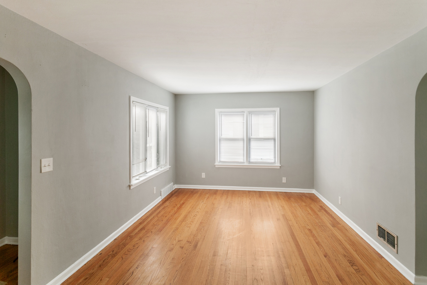 3256 186th Street, Lansing, IL 60438