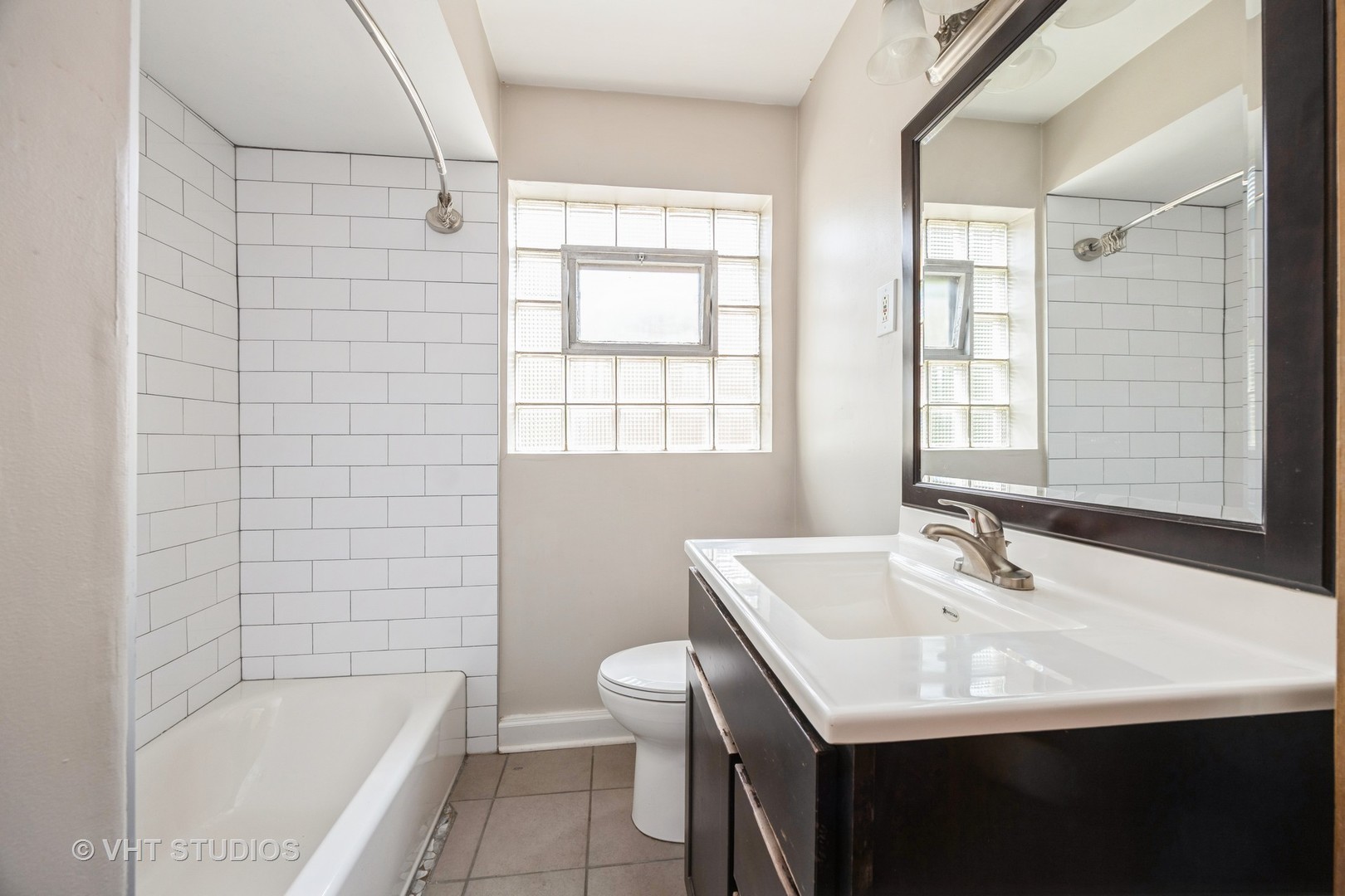 3024 Harlem Avenue #3, Riverside, IL 60546