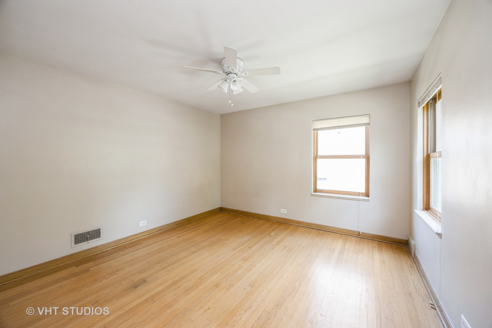 3024 Harlem Avenue #3, Riverside, IL 60546