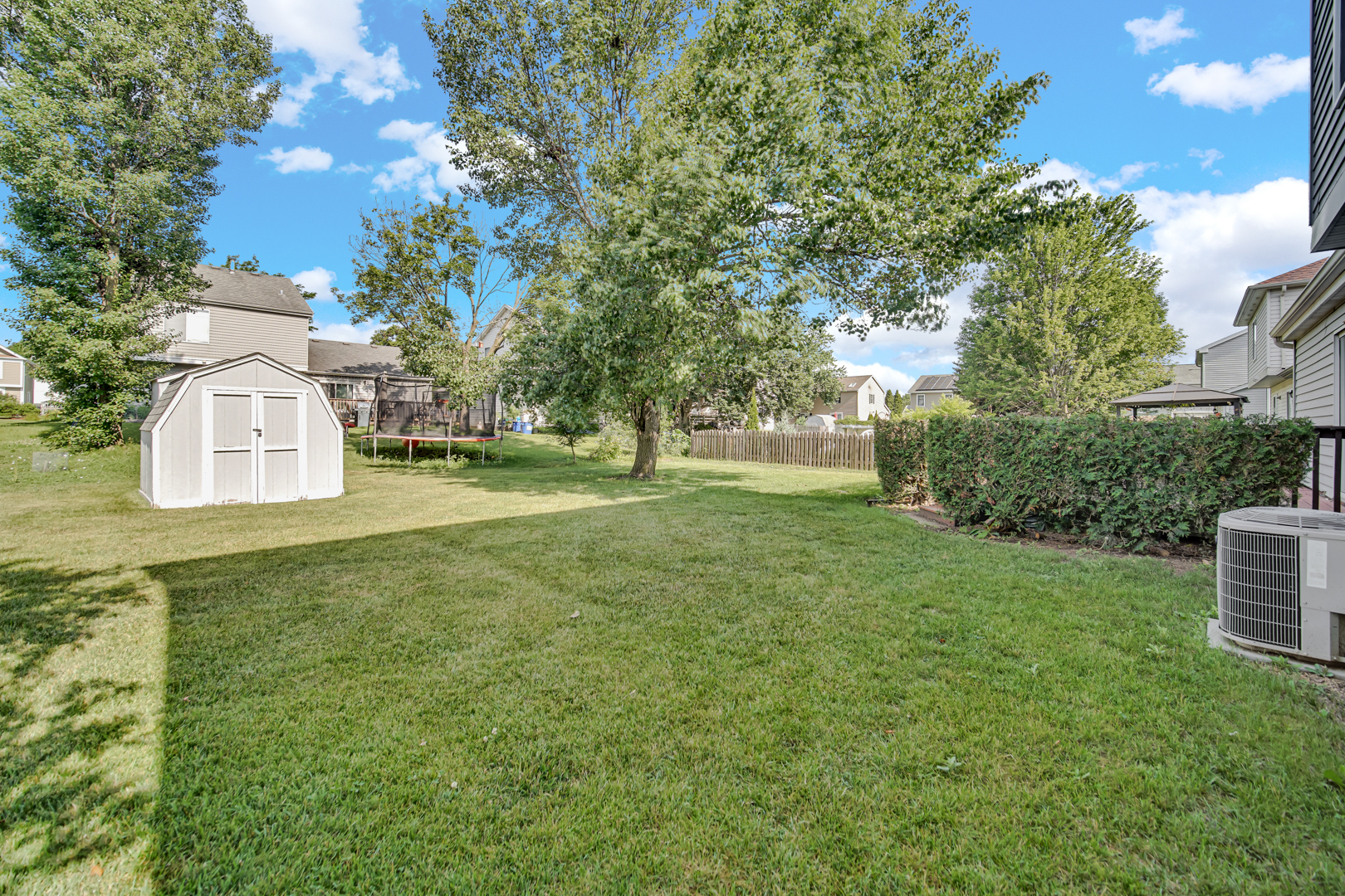 242 Stafford Drive, Mundelein, IL 60060