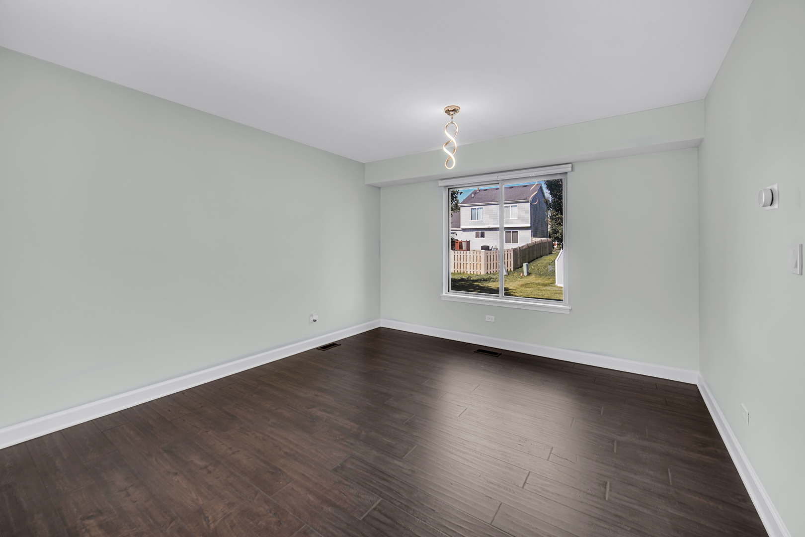 242 Stafford Drive, Mundelein, IL 60060