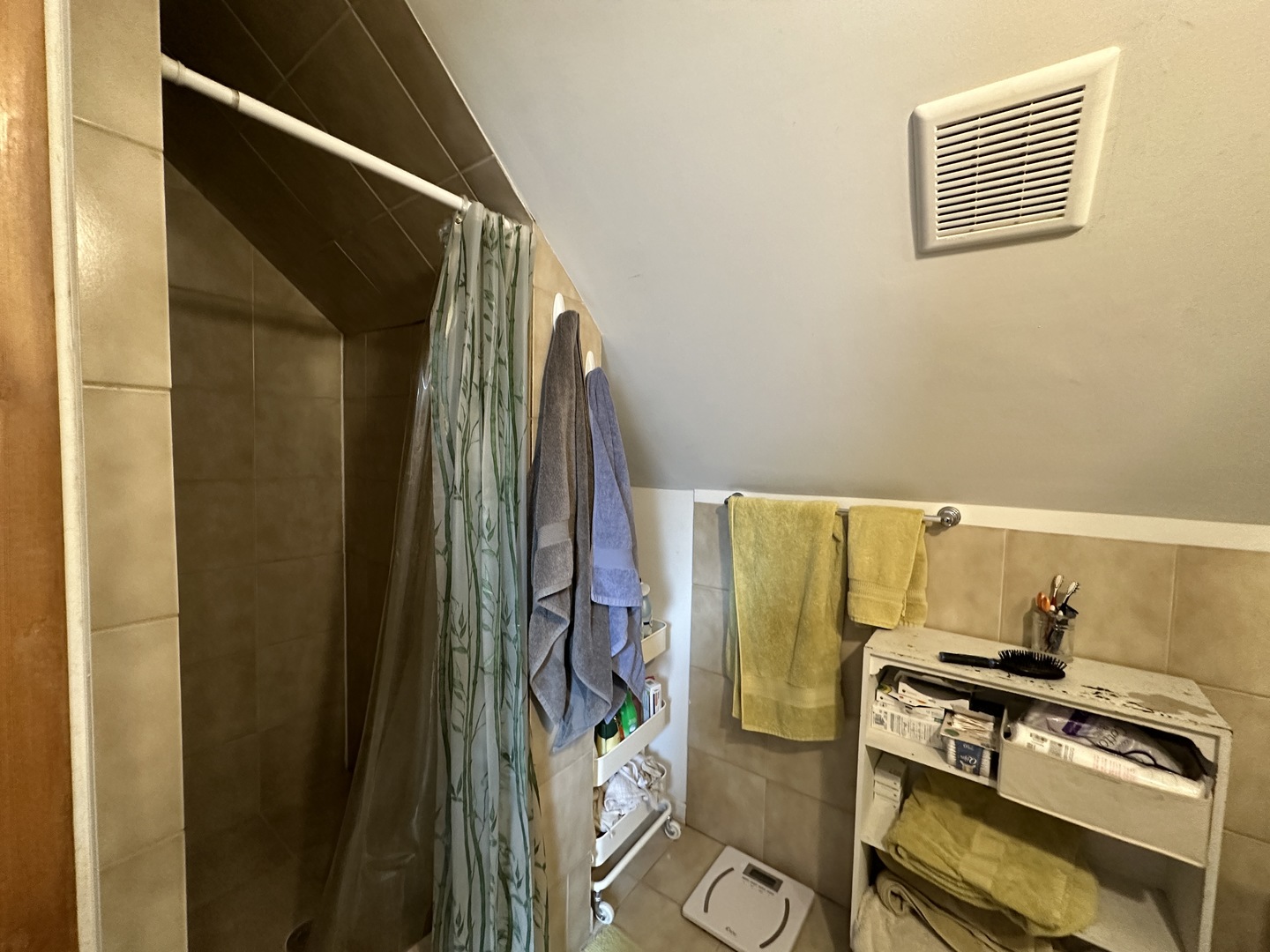 1516 N Greenview Avenue #3F, Chicago, IL 60642
