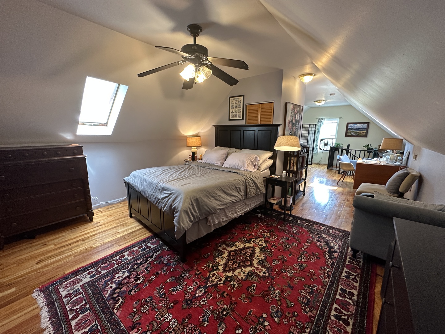 1516 N Greenview Avenue #3F, Chicago, IL 60642