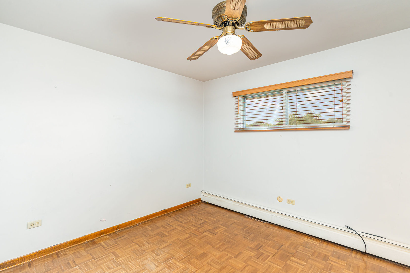 9225 S 84th Avenue, Hickory Hills, IL 60457