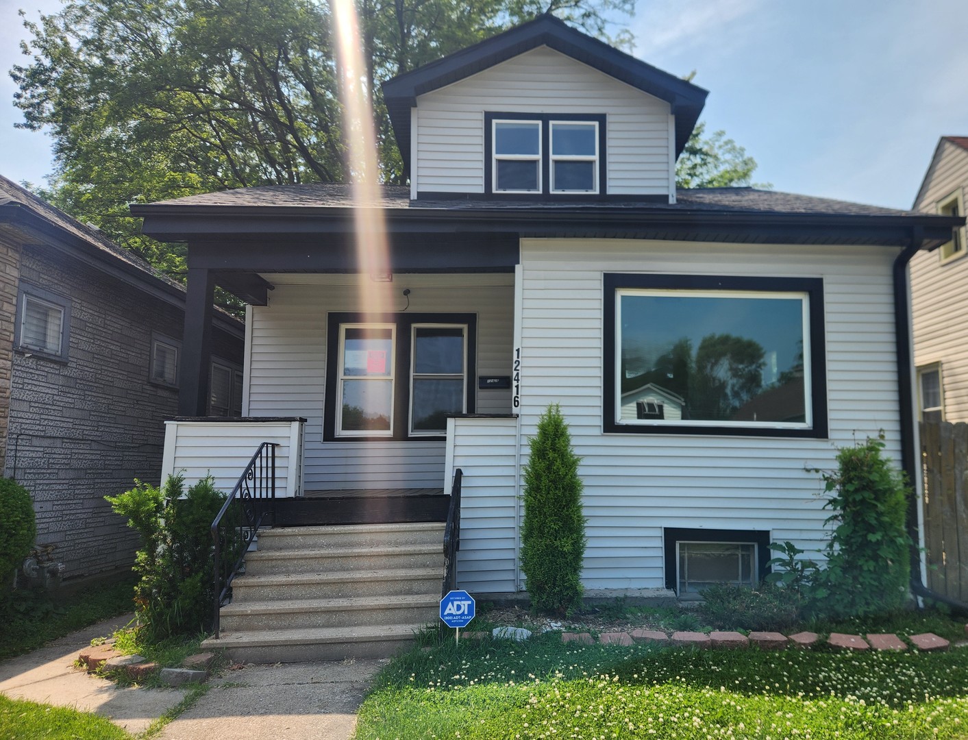12416 S Carpenter Street, Calumet Park, IL 60827