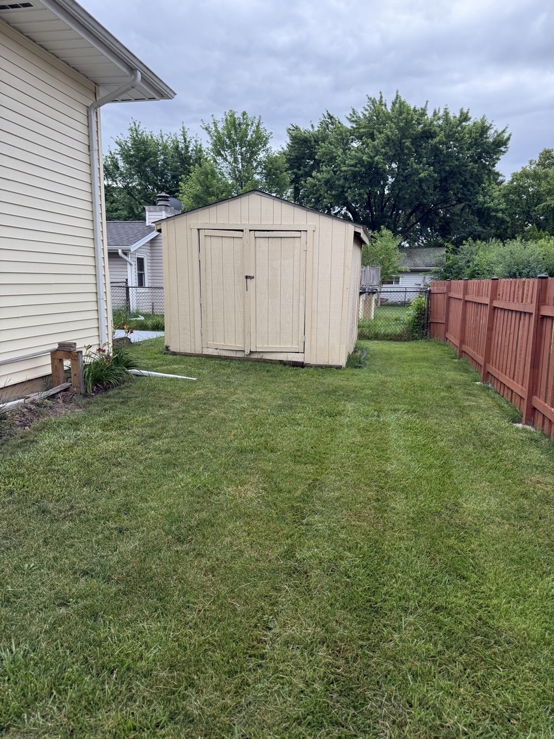 835 Williams Court, Schaumburg, IL 60193