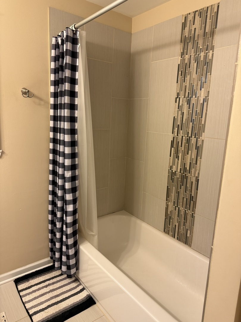 835 Williams Court, Schaumburg, IL 60193