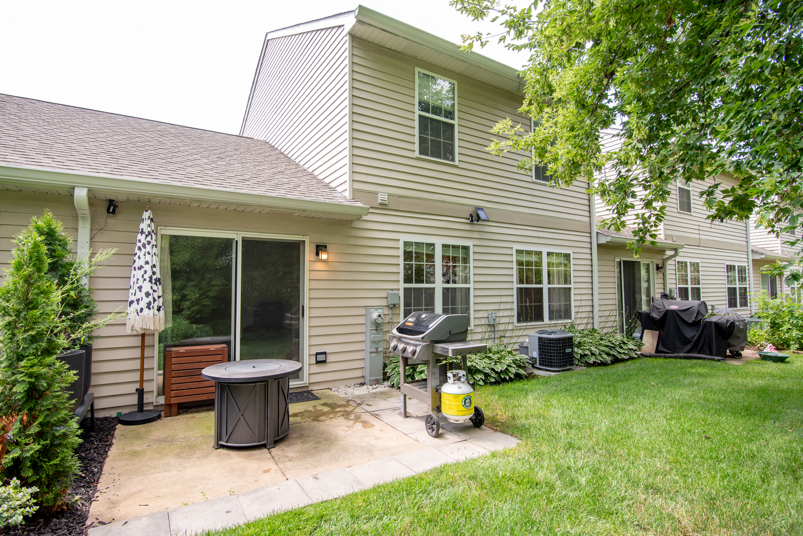 1376 W SPLIT OAK Circle, Round Lake Beach, IL 60073