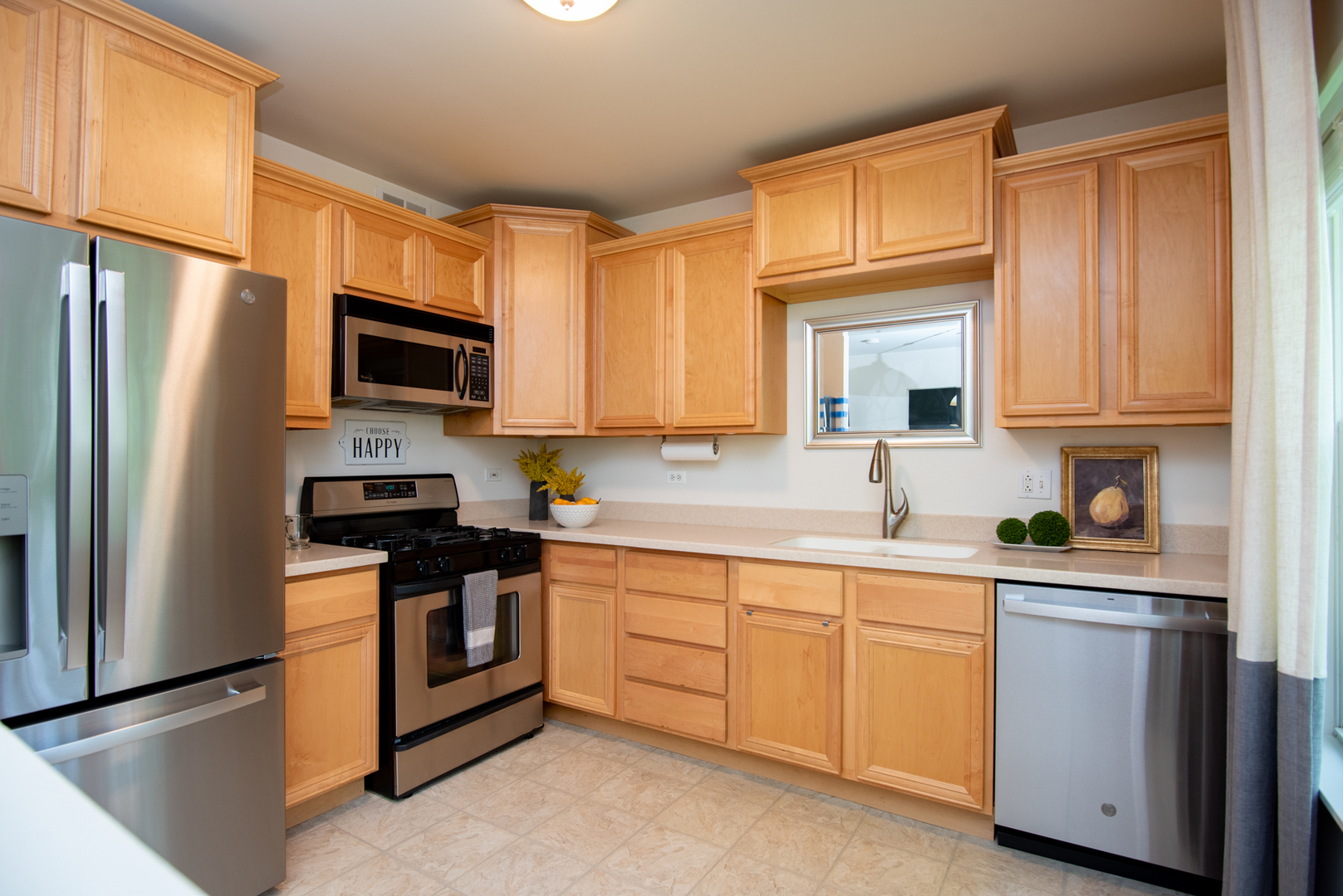 1376 W SPLIT OAK Circle, Round Lake Beach, IL 60073