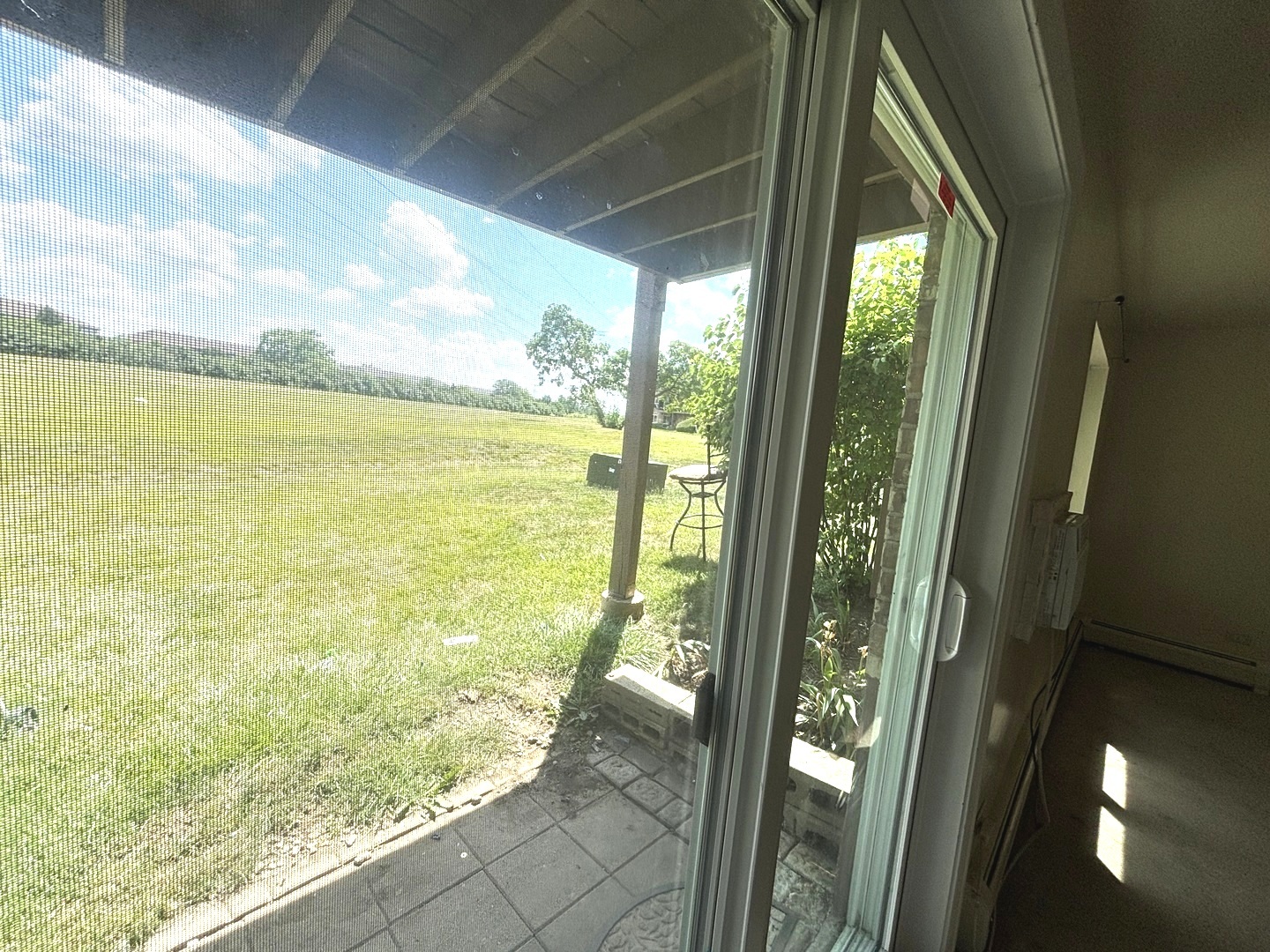 827 W College Boulevard #101, Addison, IL 60101