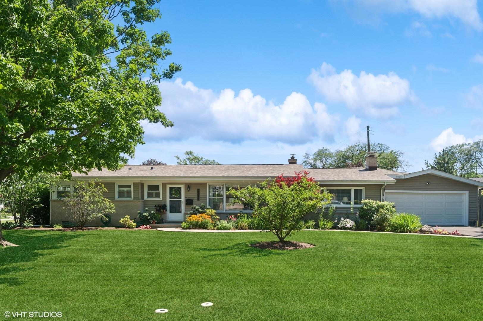 3245 Greenbriar Drive, Glenview, IL 60025