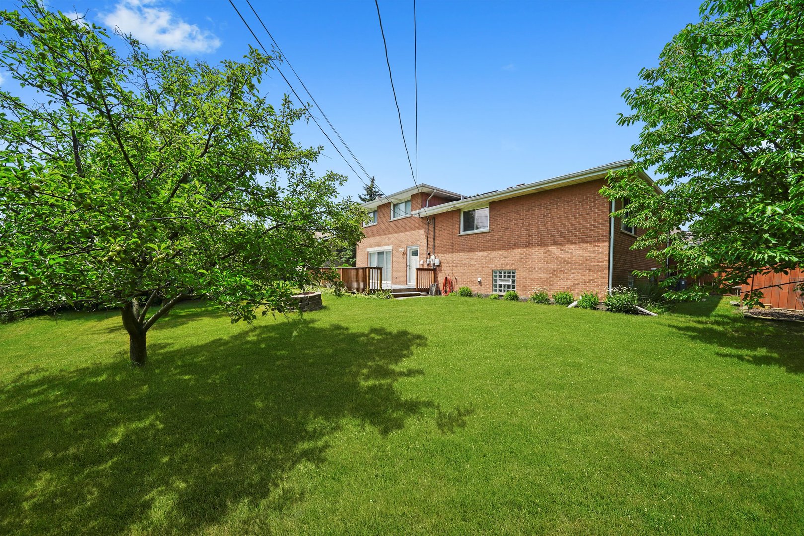 9842 S 88th Avenue, Palos Hills, IL 60465
