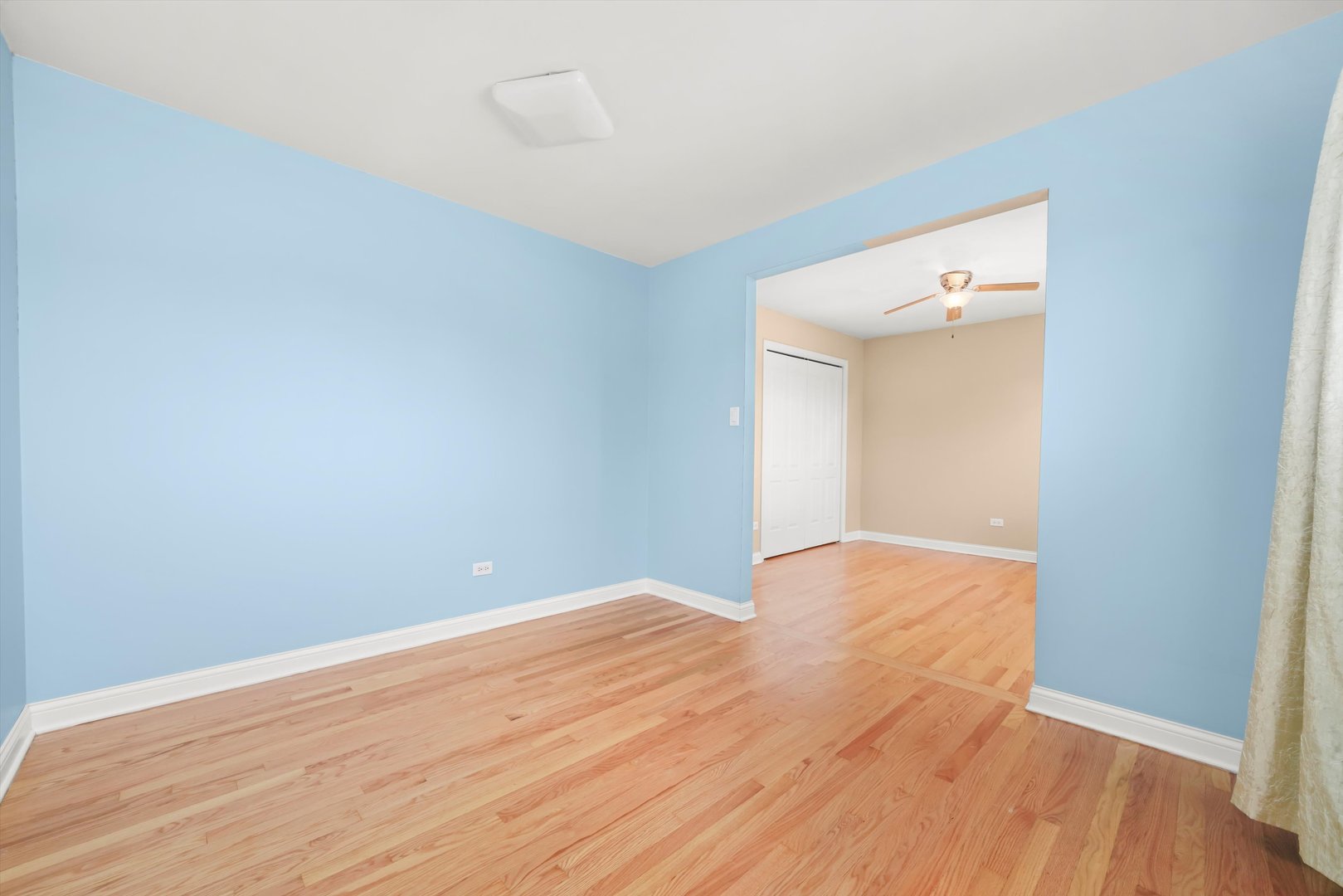 9842 S 88th Avenue, Palos Hills, IL 60465