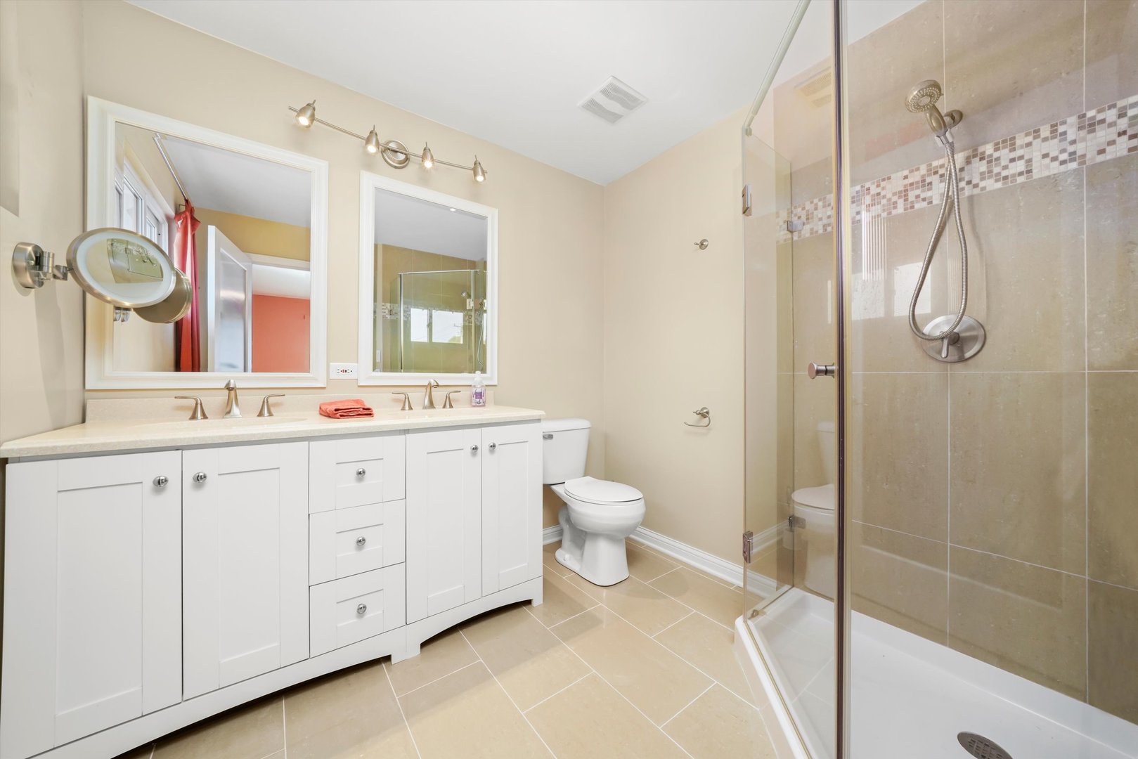 9842 S 88th Avenue, Palos Hills, IL 60465
