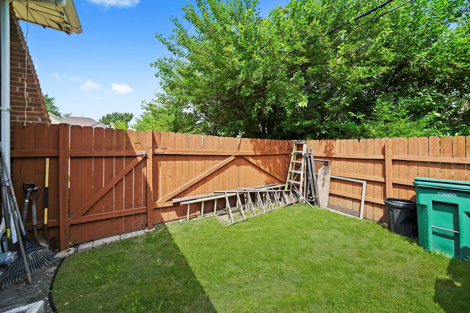 9842 S 88th Avenue, Palos Hills, IL 60465