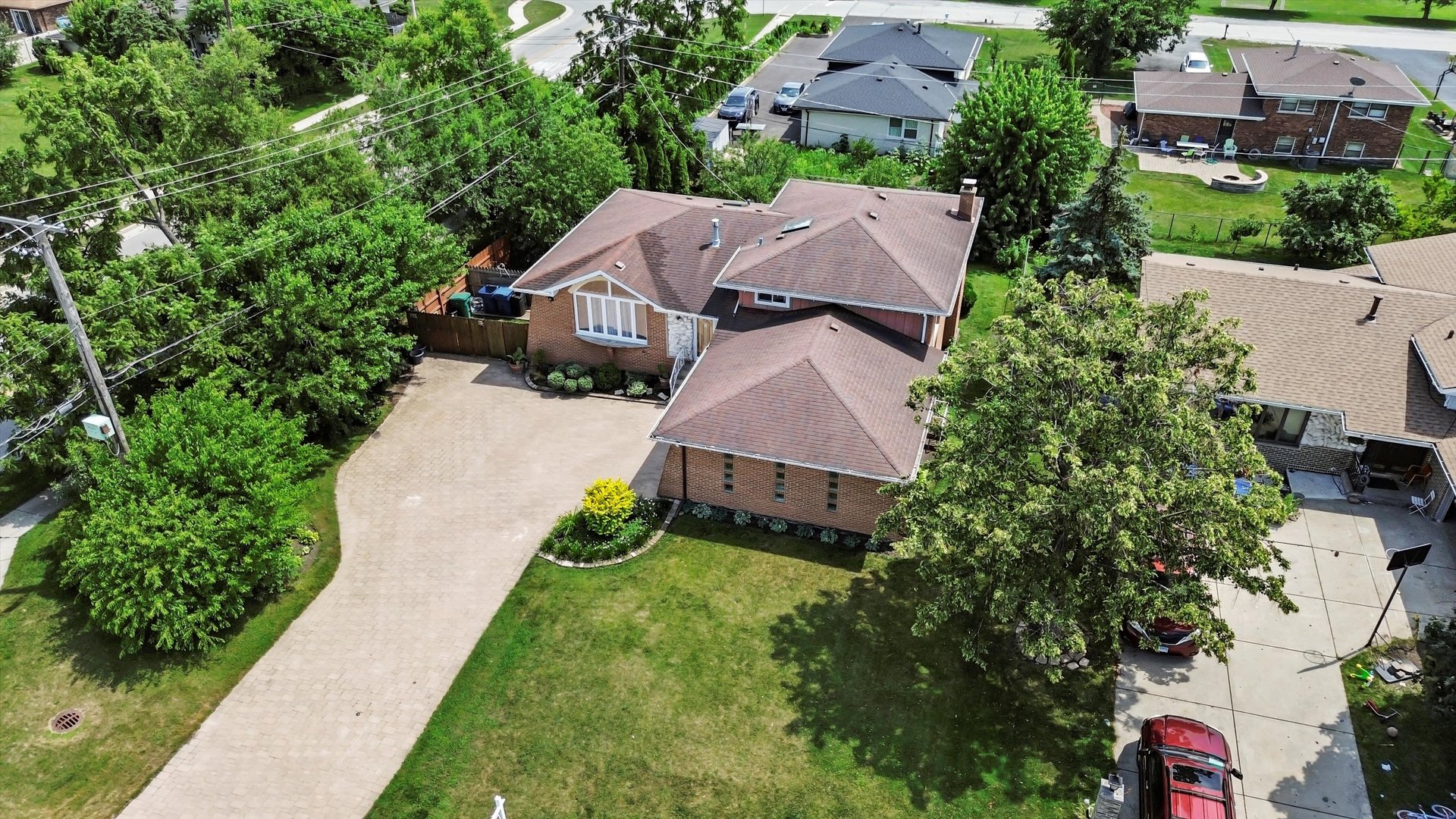 9842 S 88th Avenue, Palos Hills, IL 60465