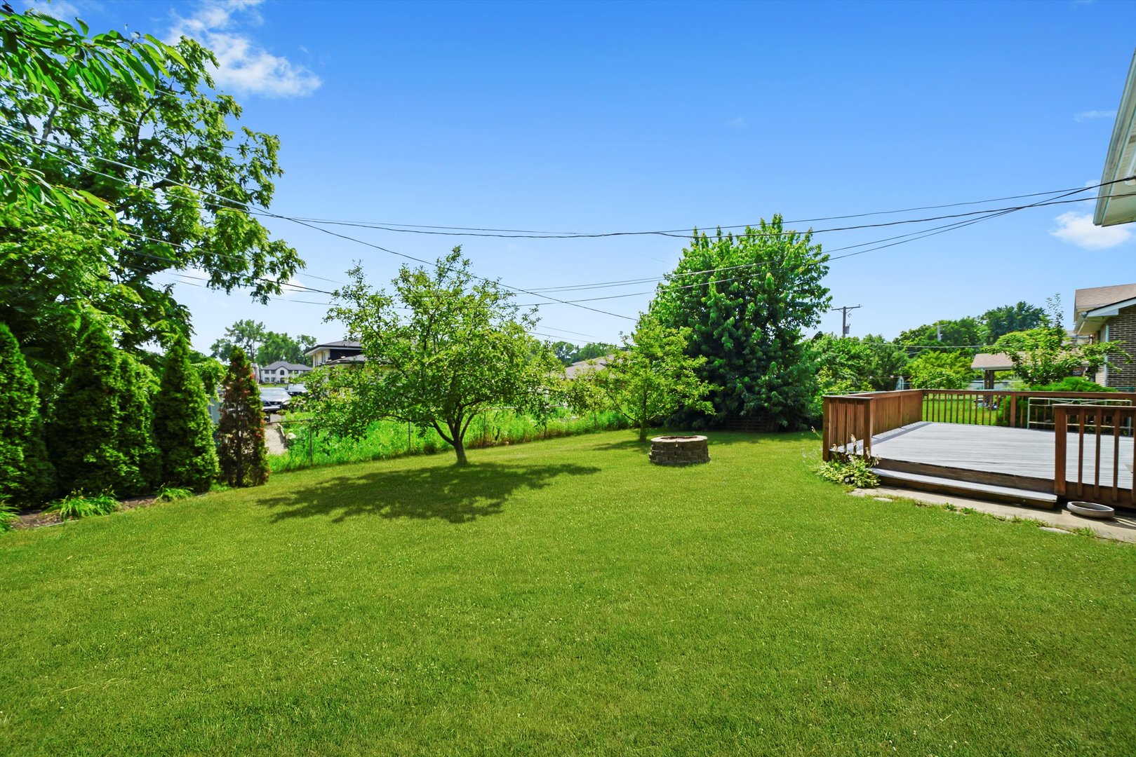 9842 S 88th Avenue, Palos Hills, IL 60465