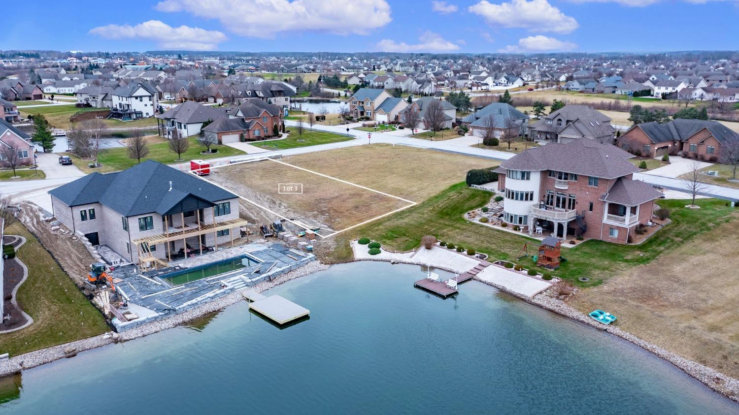 8160 Lakeview Court, Crown Point, IN 46307