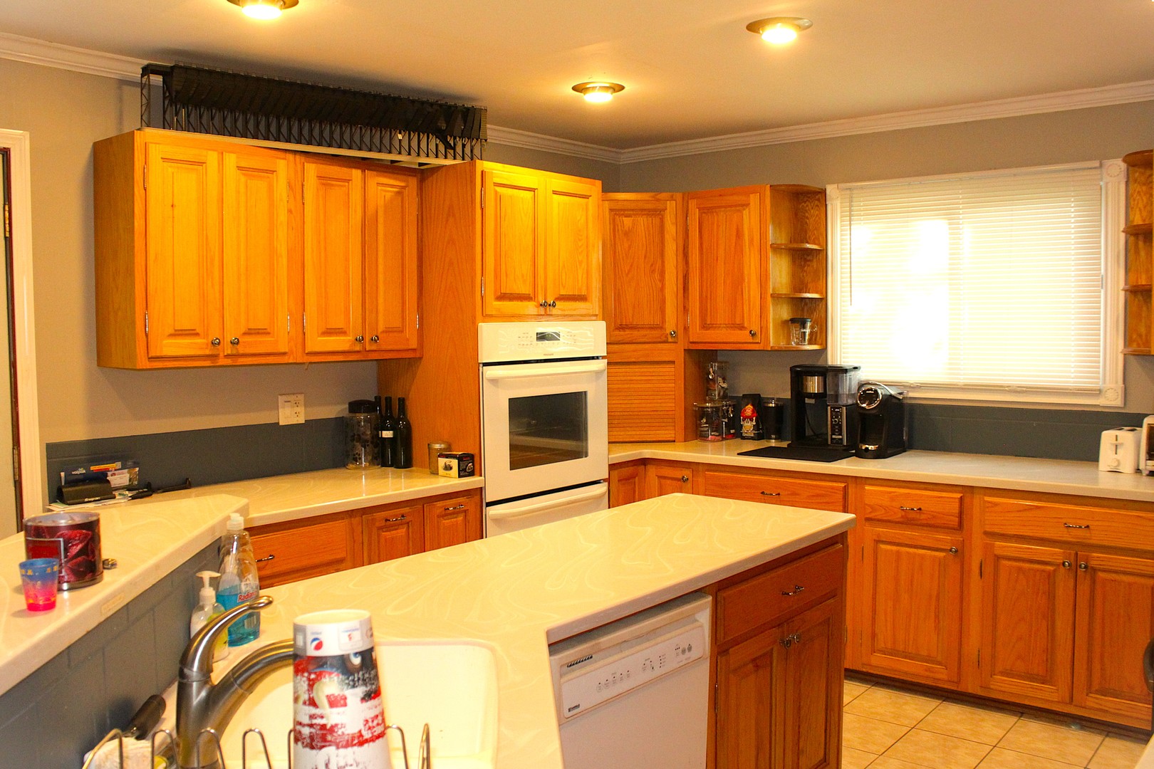 7926 S 83rd Court, Justice, IL 60458