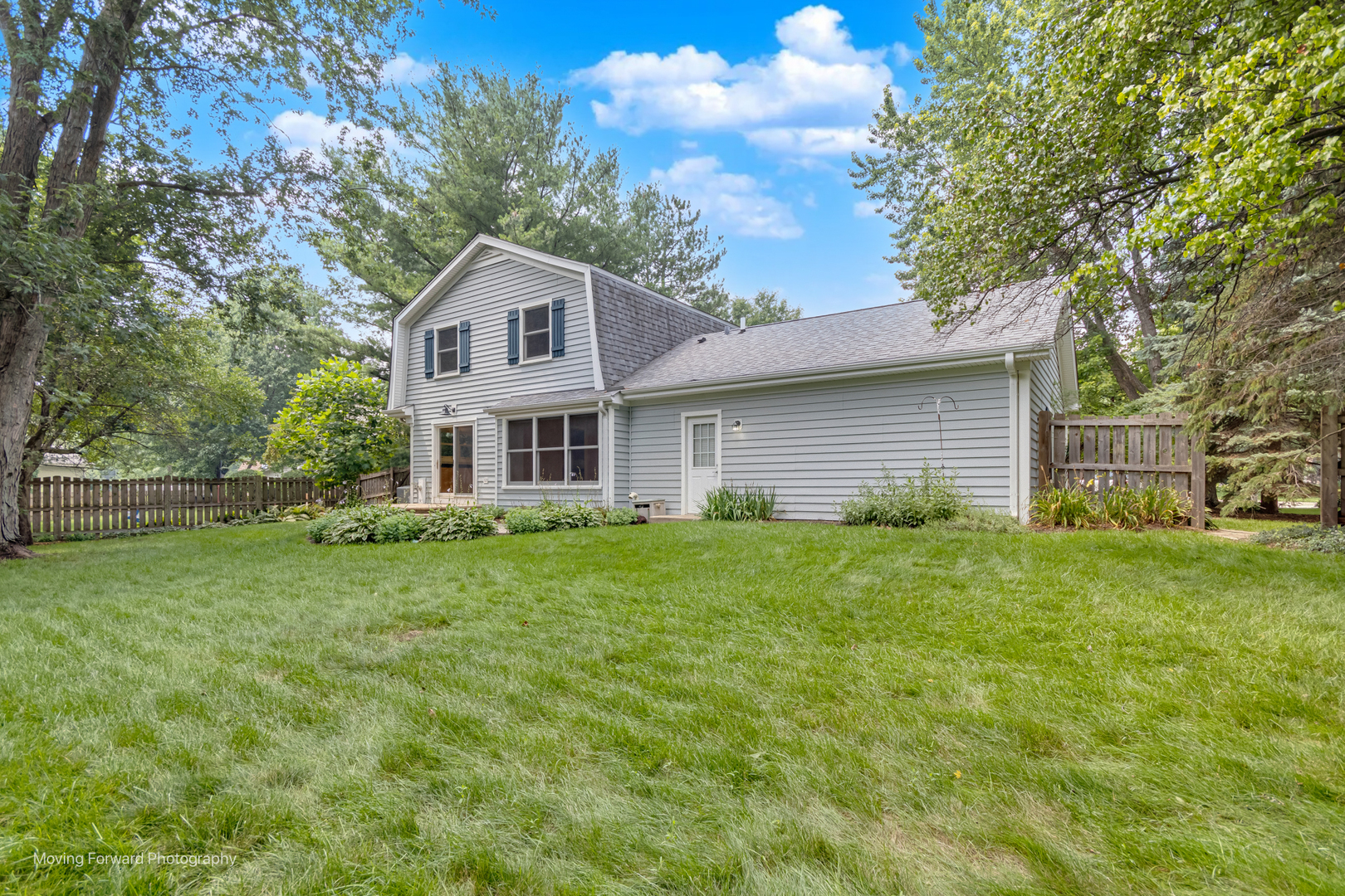 1763 Cass Court, Libertyville, IL 60048