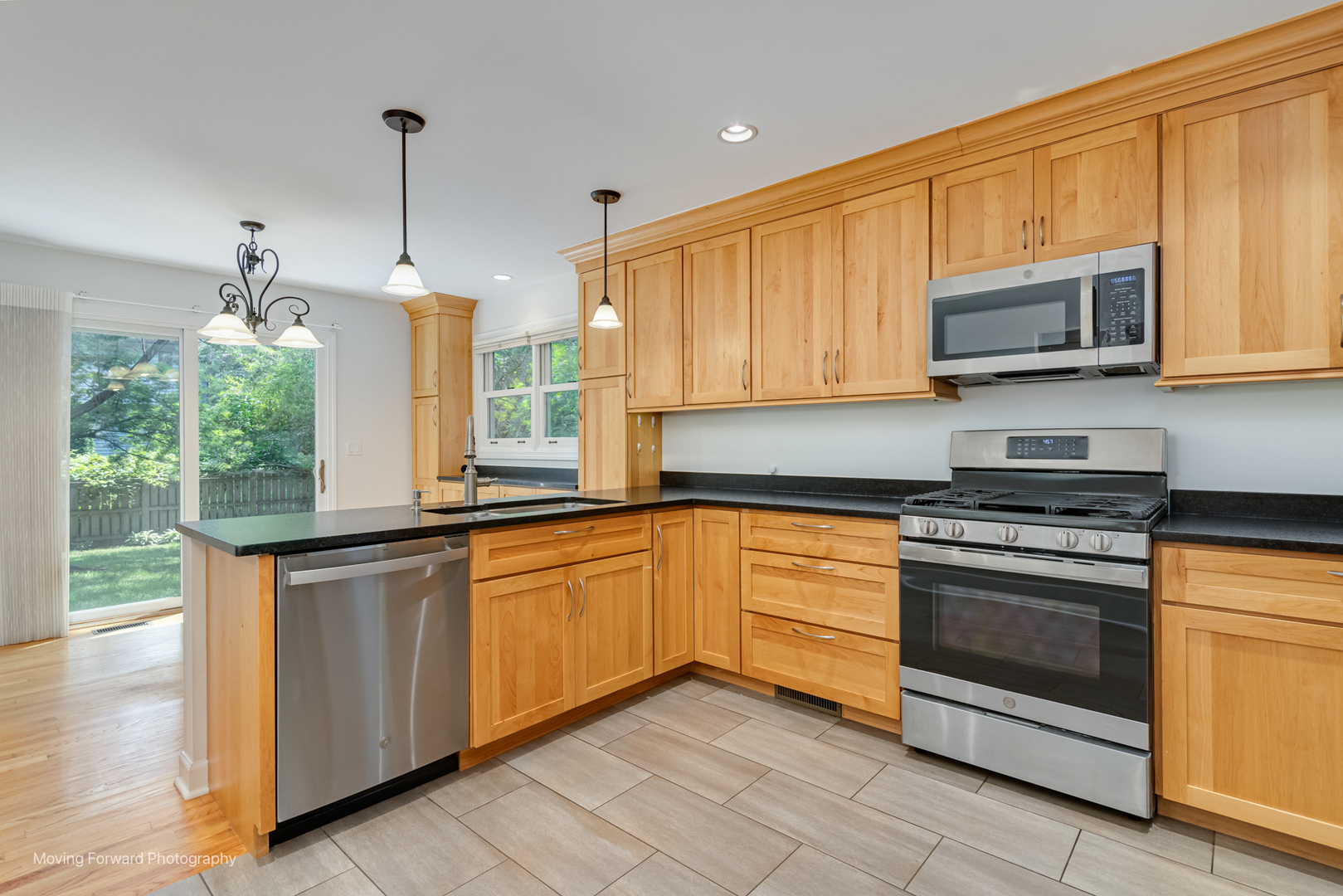 1763 Cass Court, Libertyville, IL 60048