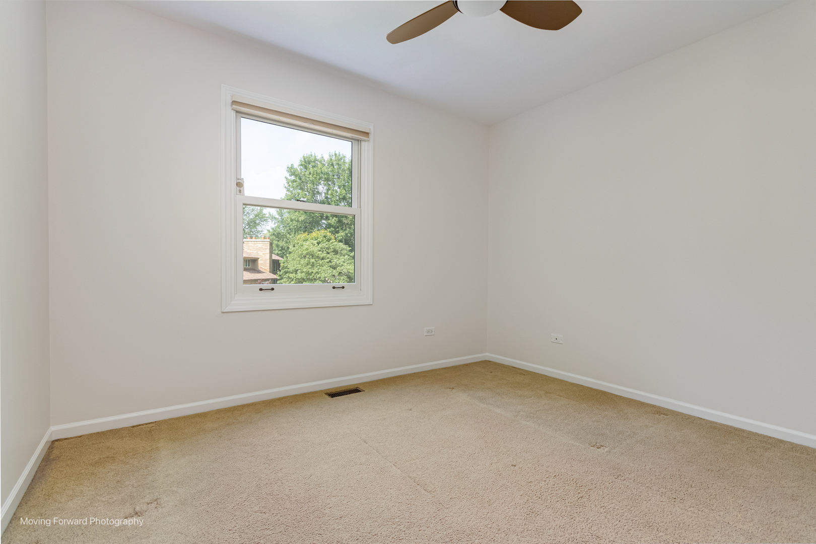1763 Cass Court, Libertyville, IL 60048