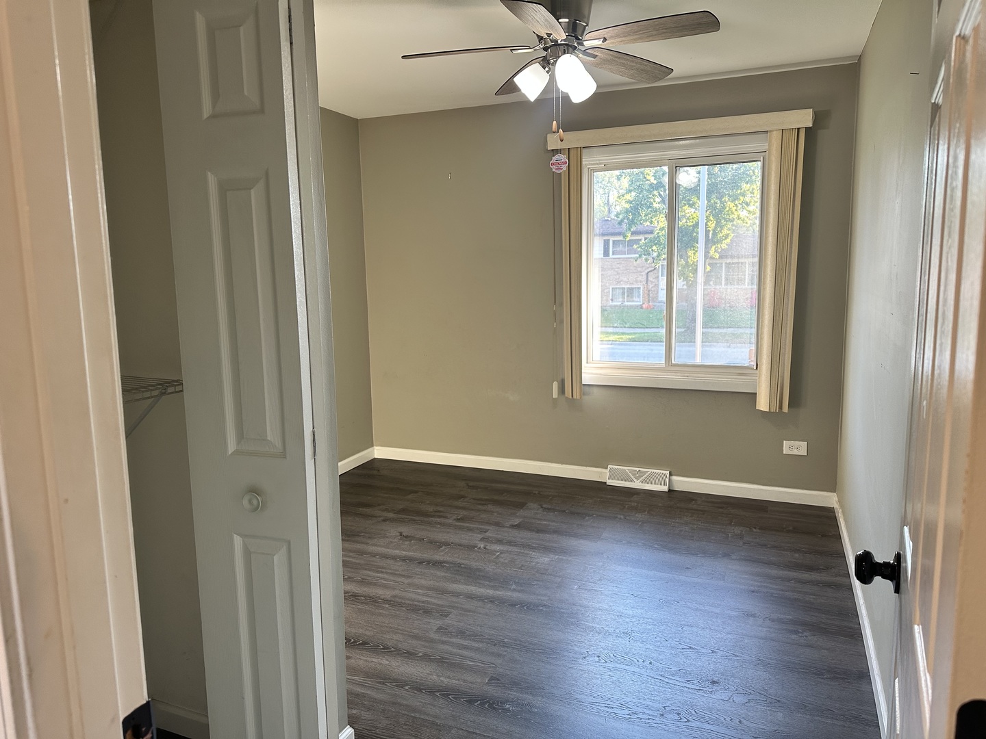 140 Mildred Lane, Chicago Heights, IL 60411