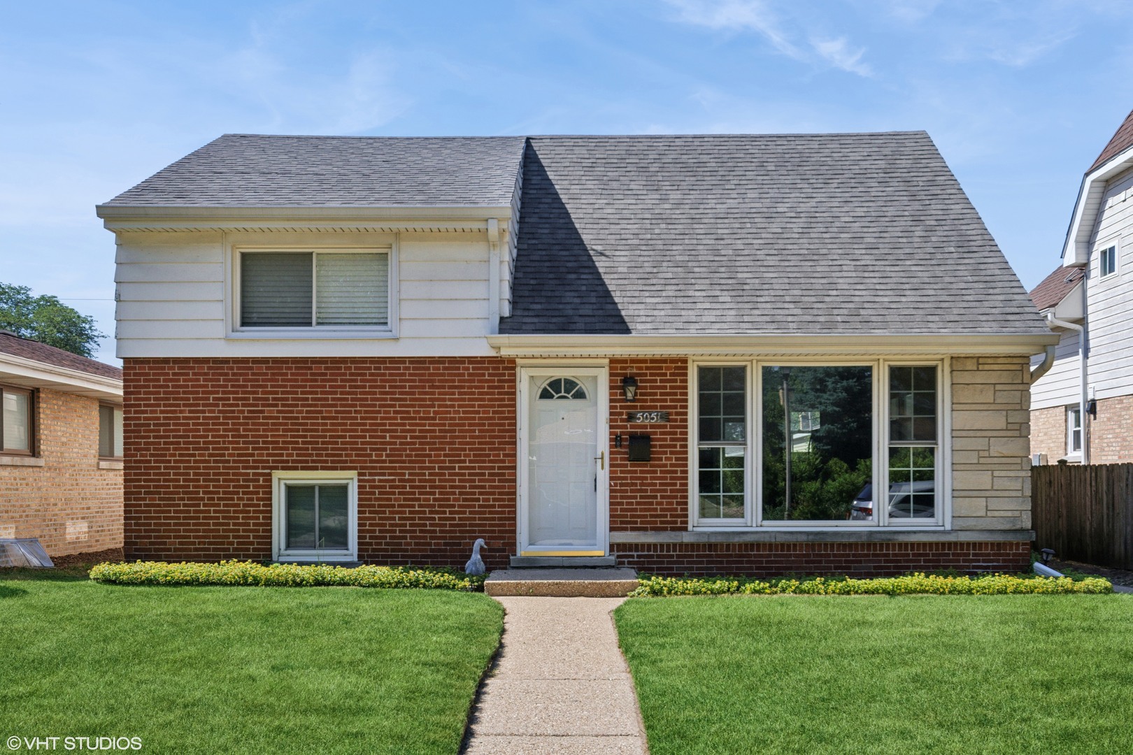5051 Wright Terrace, Skokie, IL 60077