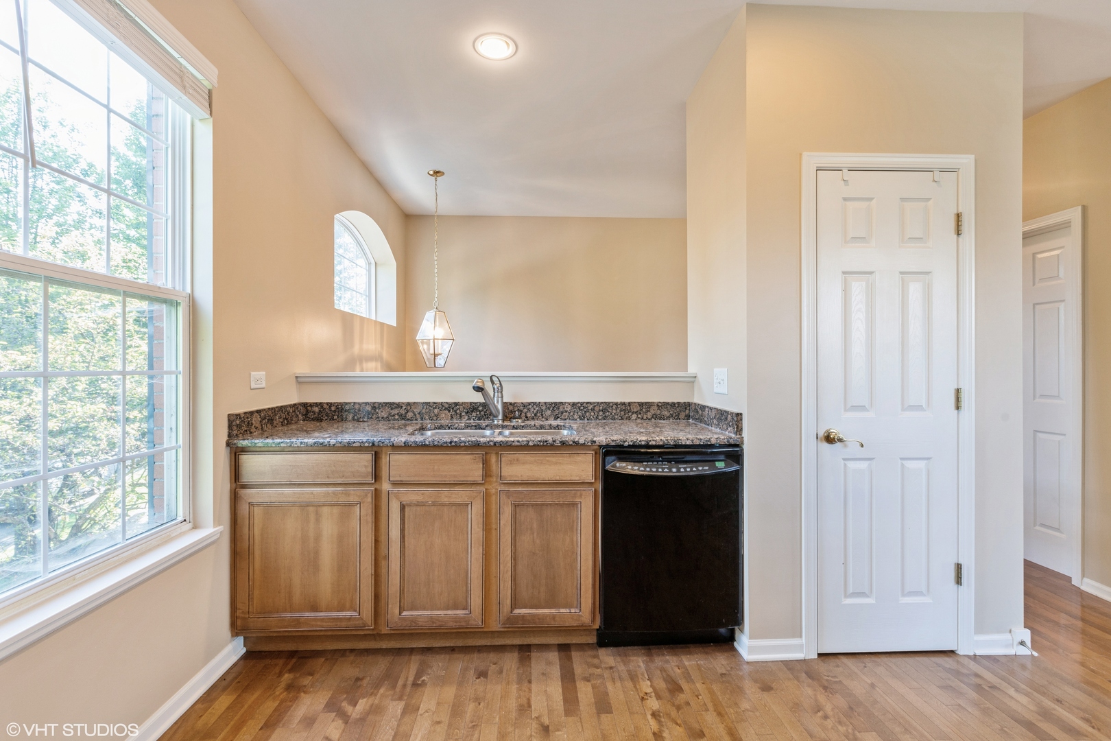4201 Drexel Avenue, Aurora, IL 60504