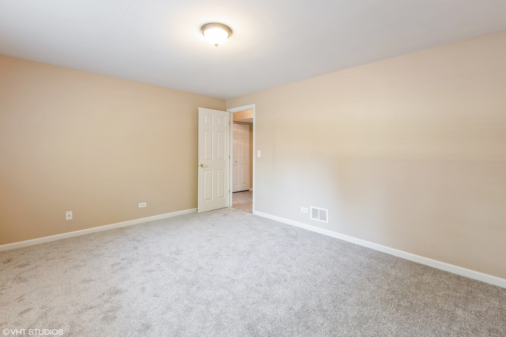4201 Drexel Avenue, Aurora, IL 60504