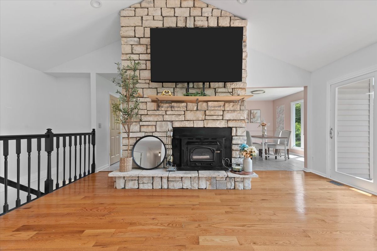 10067 W Logan Court, Zion, IL 60099