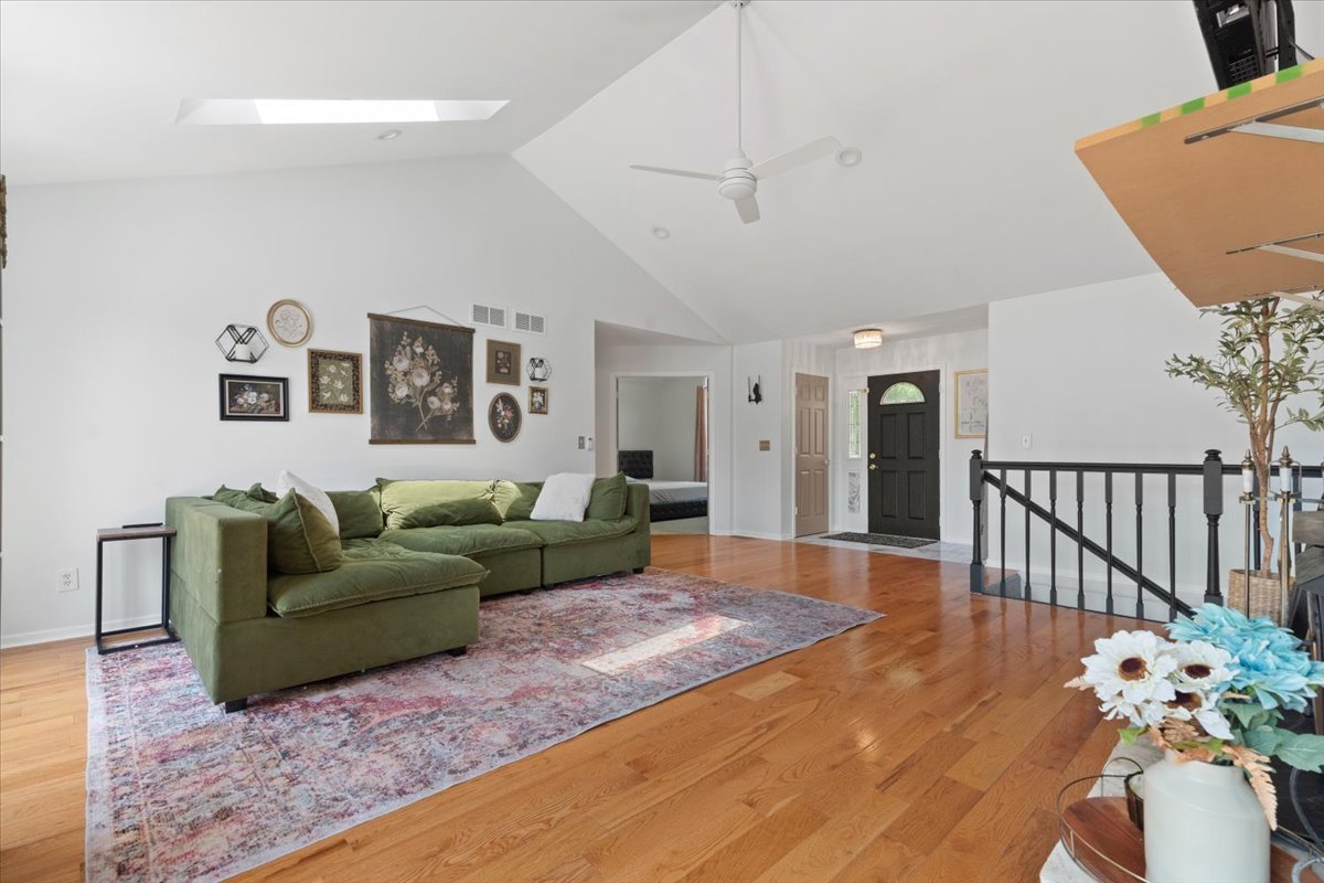 10067 W Logan Court, Zion, IL 60099