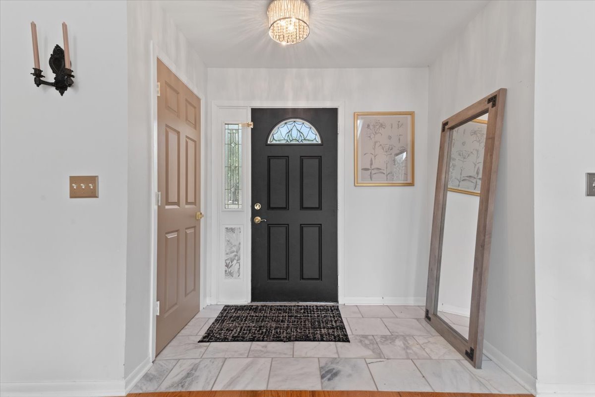 10067 W Logan Court, Zion, IL 60099