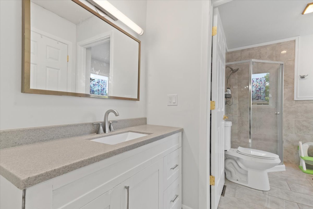 10067 W Logan Court, Zion, IL 60099