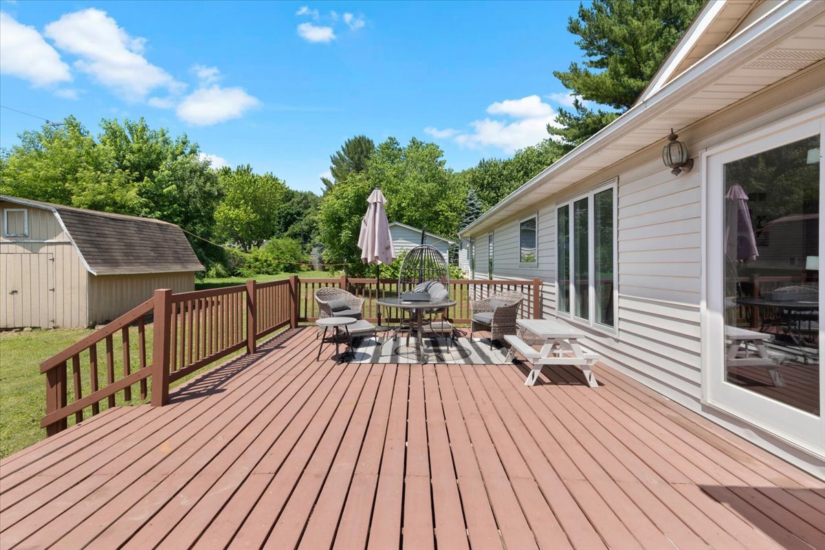 10067 W Logan Court, Zion, IL 60099