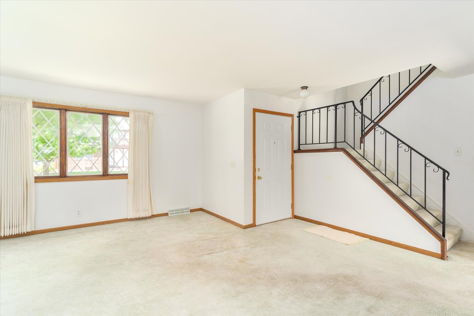 681 E Thompson Street #D, Princeton, IL 61356
