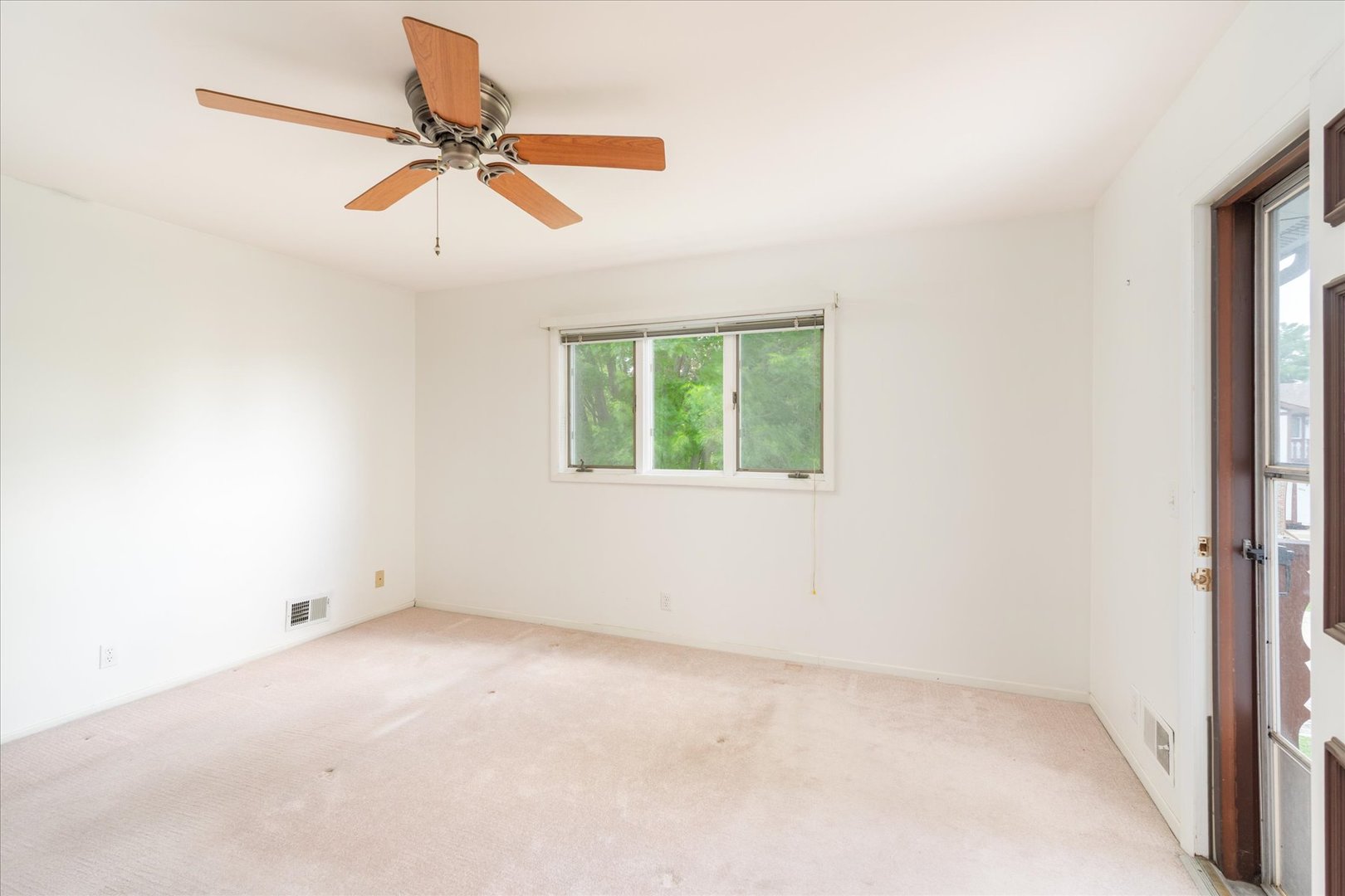 681 E Thompson Street #D, Princeton, IL 61356