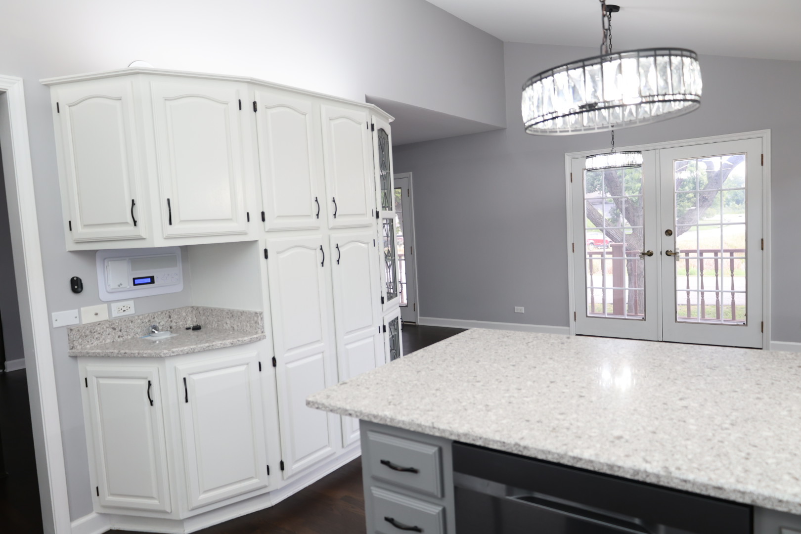1401 Hillside Lane, McHenry, IL 60051