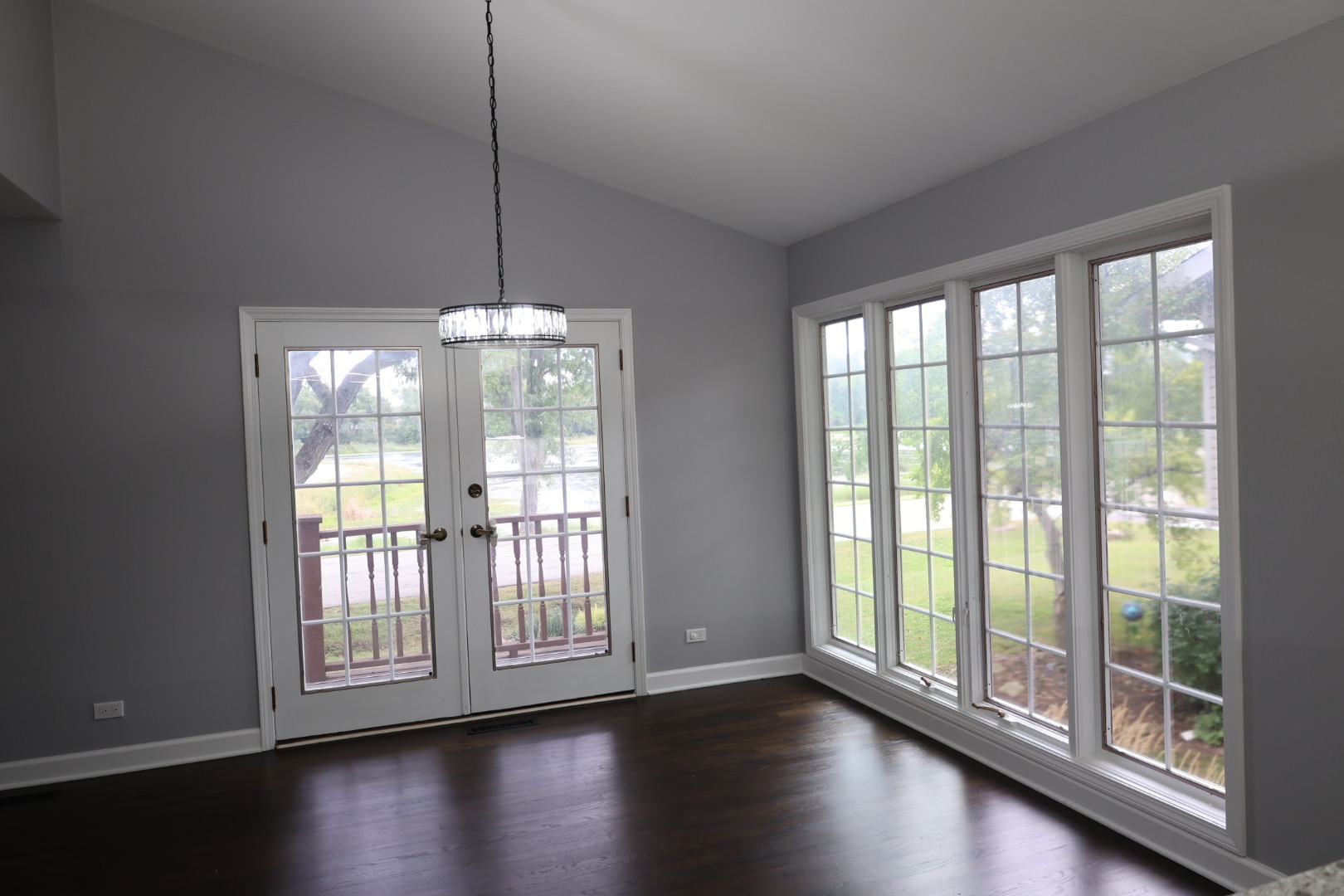 1401 Hillside Lane, McHenry, IL 60051