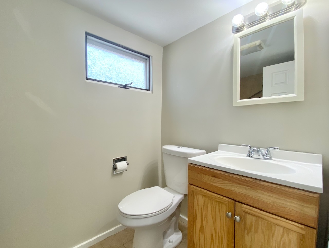 307 Elgin Avenue, East Dundee, IL 60118
