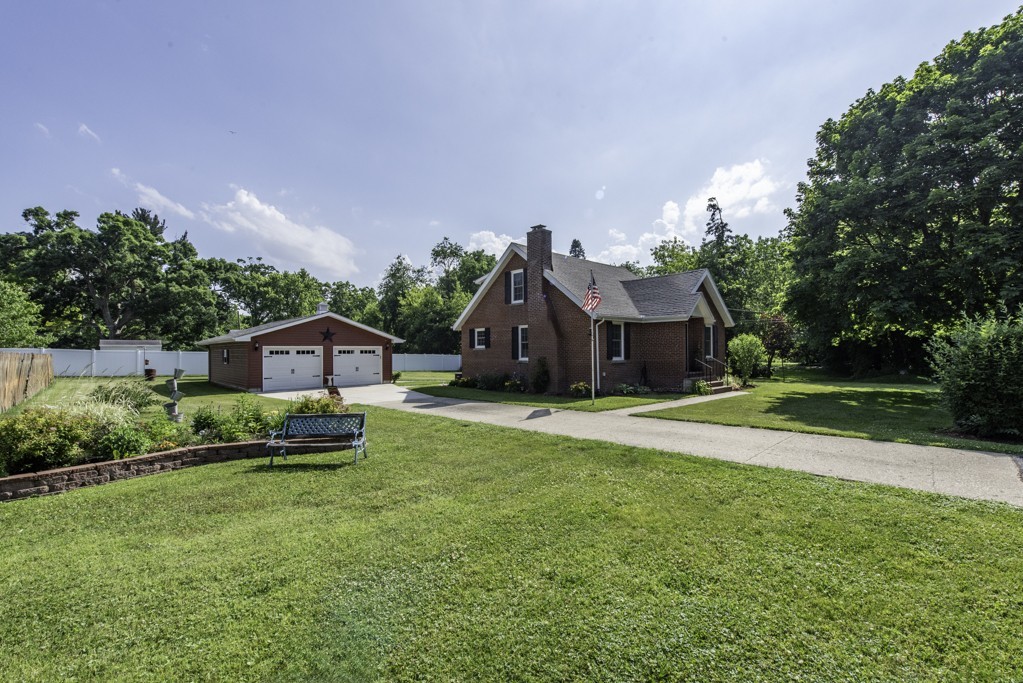 10415 W Ames Avenue, Beach Park, IL 60087