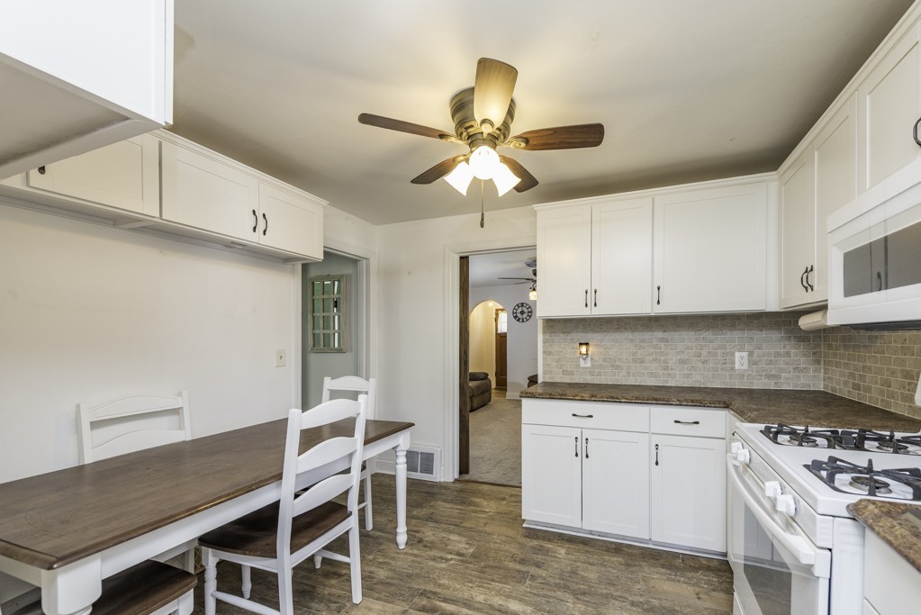 10415 W Ames Avenue, Beach Park, IL 60087
