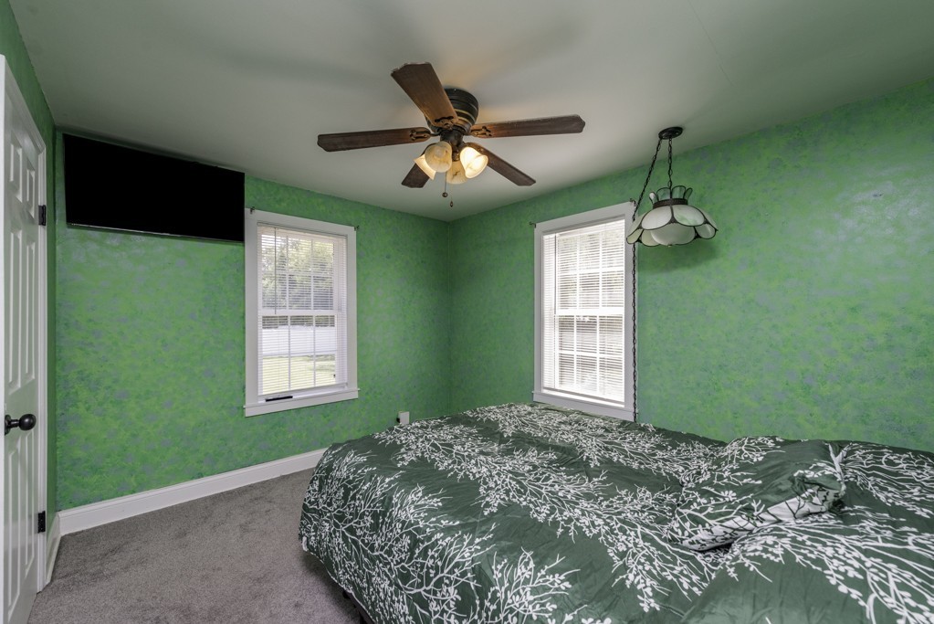 10415 W Ames Avenue, Beach Park, IL 60087