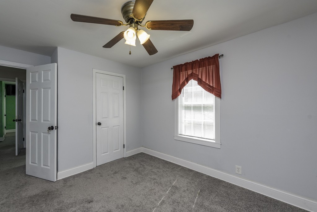 10415 W Ames Avenue, Beach Park, IL 60087