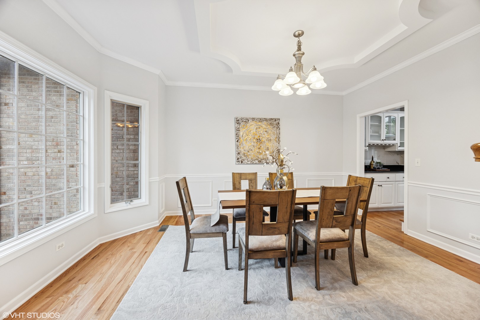 1040 E Buckingham Drive, Naperville, IL 60563