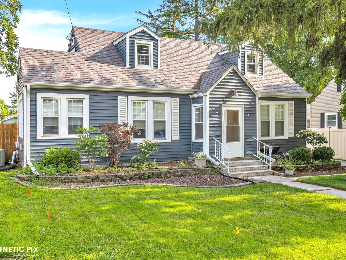 610 E 11th Street, Lockport, IL 60441