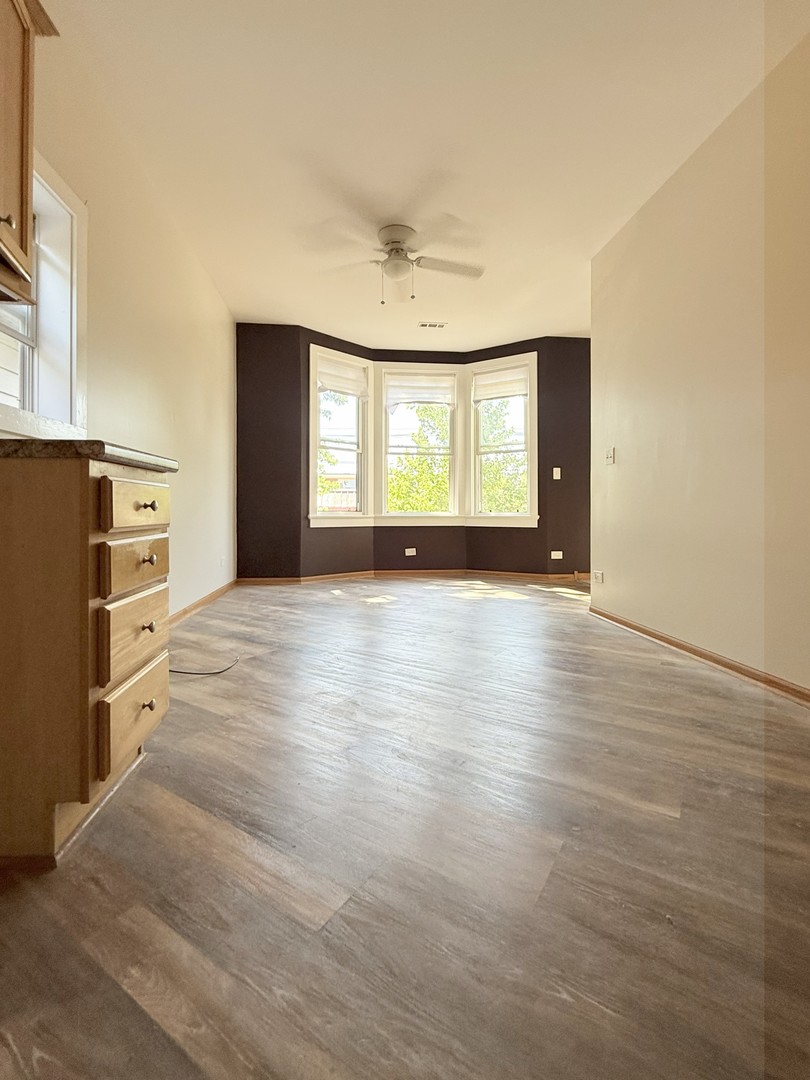 8237 S Commercial Avenue #2, Chicago, IL 60617