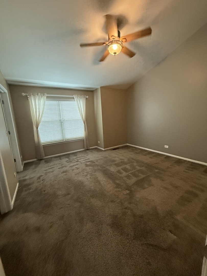 2340 Hudson Circle, Aurora, IL 60502