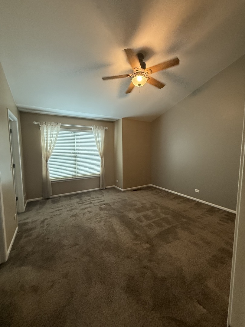 2340 Hudson Circle, Aurora, IL 60502